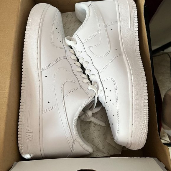 Nike Air Force 1 (Stockx) - Picture 4 of 5